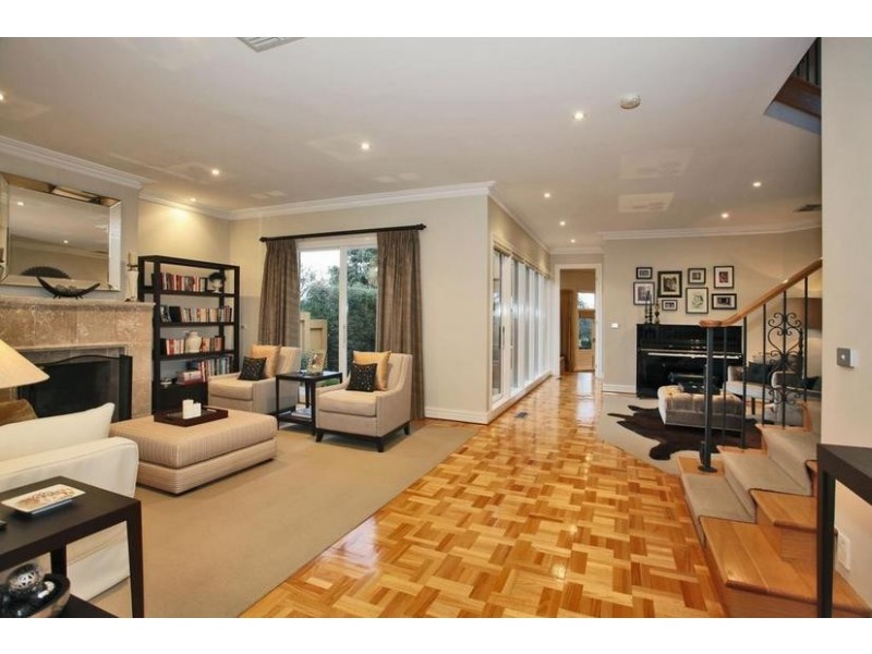 6A Buchanan Road, Berwick VIC 3806