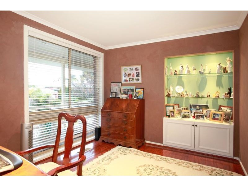 5 Shannon Way, Berwick VIC 3806