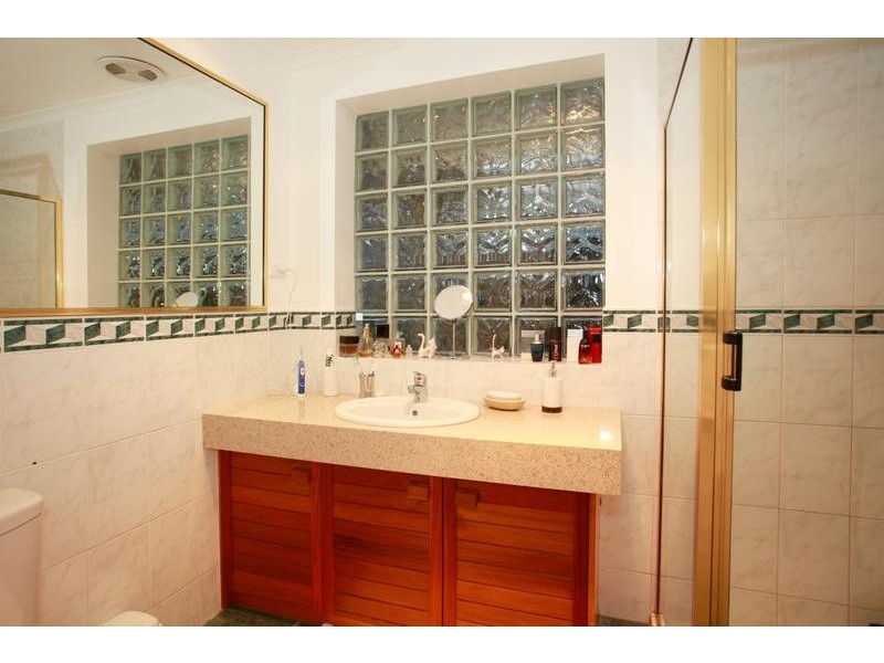 5 Shannon Way, Berwick VIC 3806