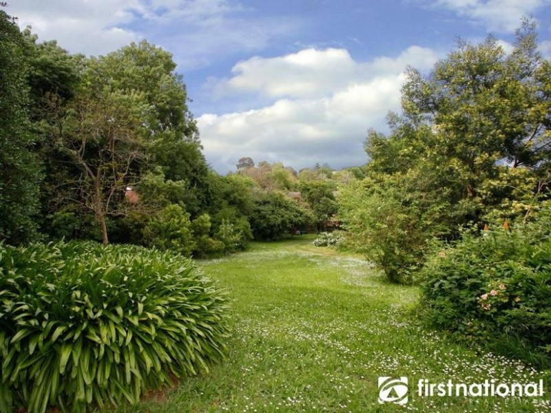 50-52 Brisbane St, Berwick VIC 3806