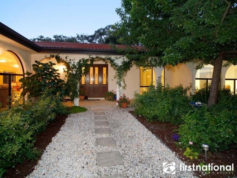 172 Yackatoon Rd, Beaconsfield Upper VIC 3808