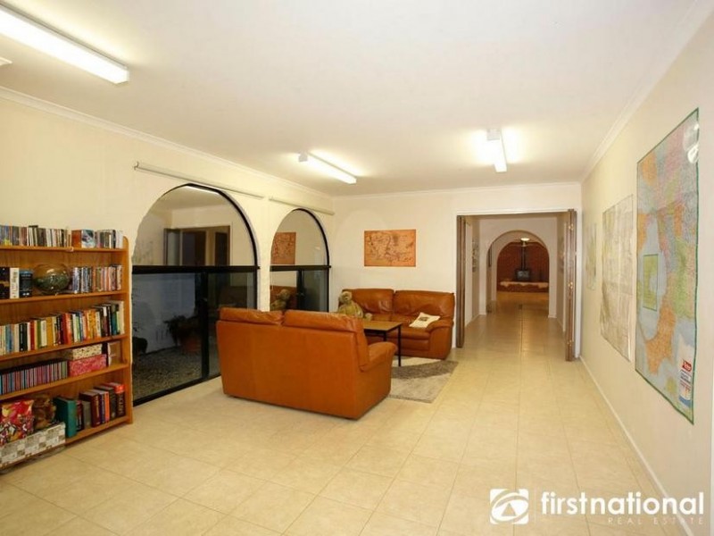 172 Yackatoon Rd, Beaconsfield Upper VIC 3808