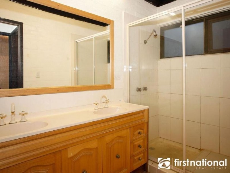 172 Yackatoon Rd, Beaconsfield Upper VIC 3808