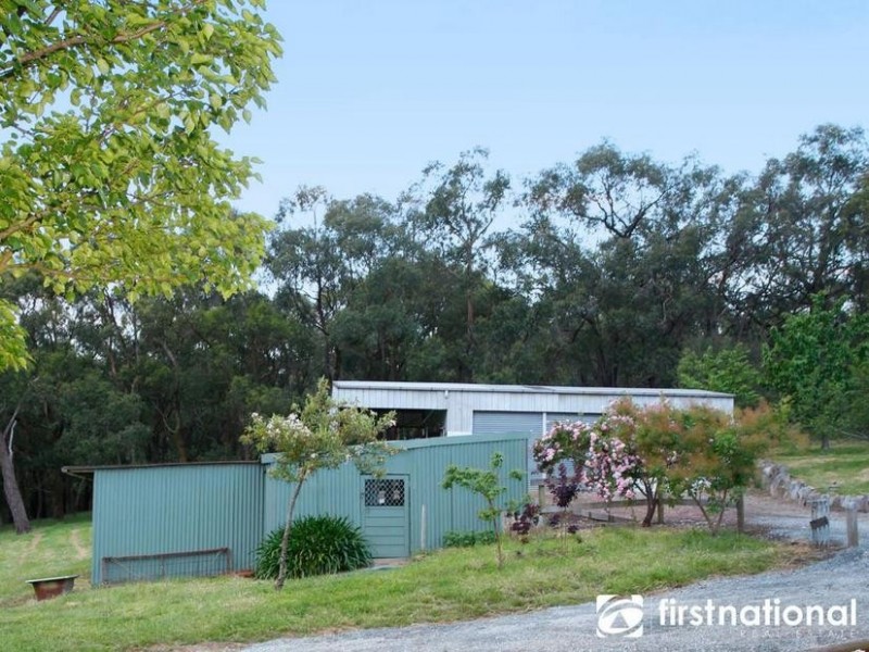 172 Yackatoon Rd, Beaconsfield Upper VIC 3808