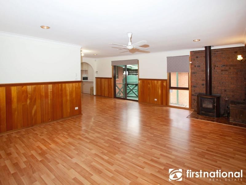 99 Fountain Drive, Narre Warren VIC 3805