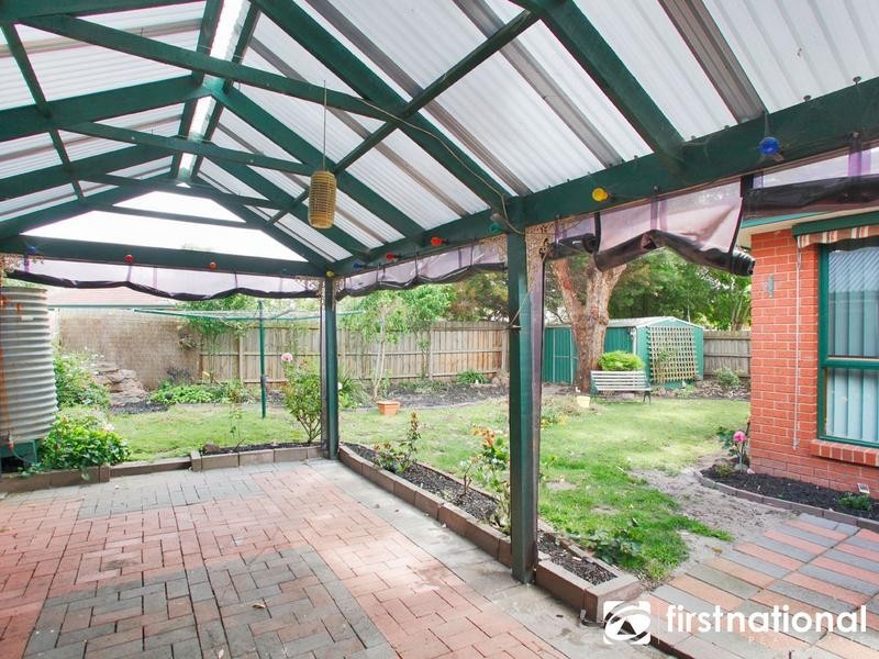 99 Fountain Drive, Narre Warren VIC 3805