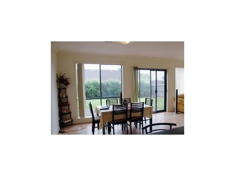 2 Cropton Place, Narre Warren South VIC 3805