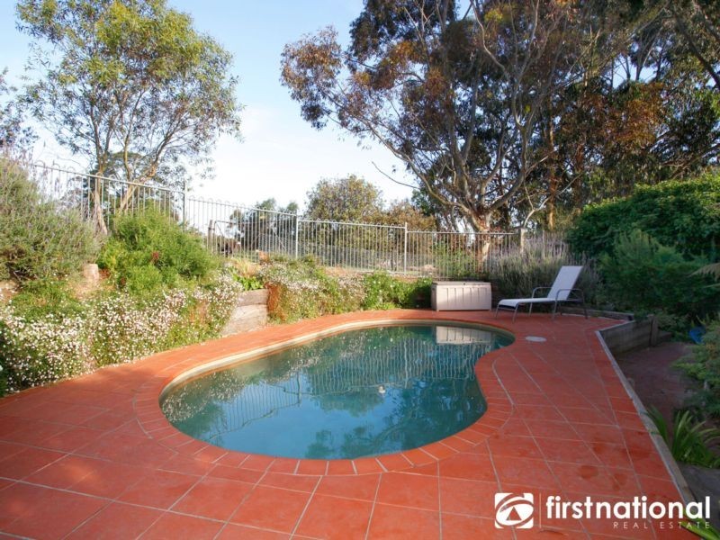 8 Noack Rd, Harkaway VIC 3806