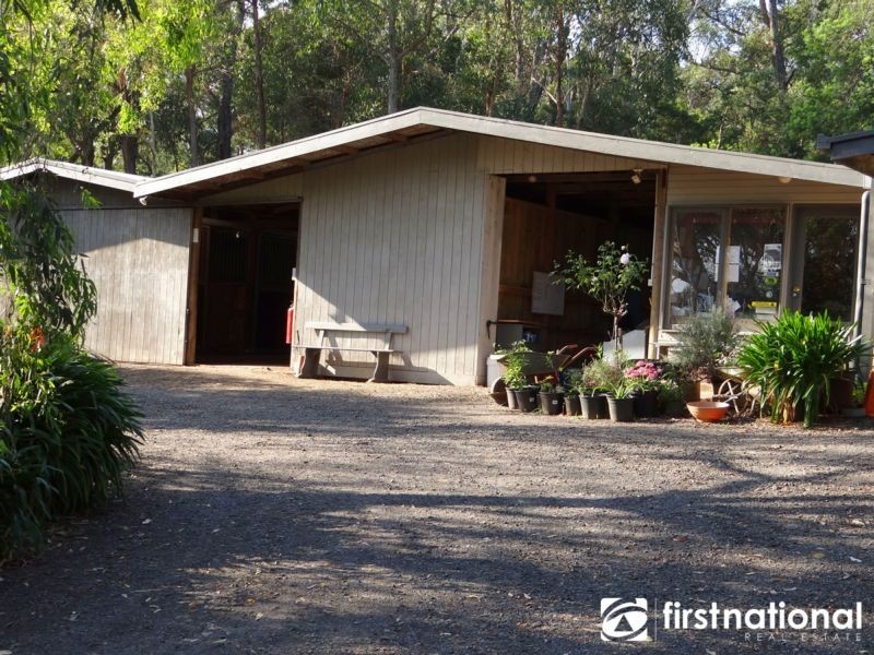 8 Noack Rd, Harkaway VIC 3806