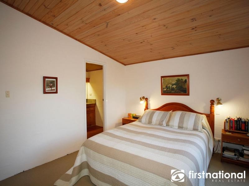 8 Noack Rd, Harkaway VIC 3806