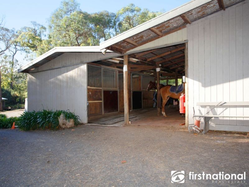 8 Noack Road, Harkaway VIC 3806