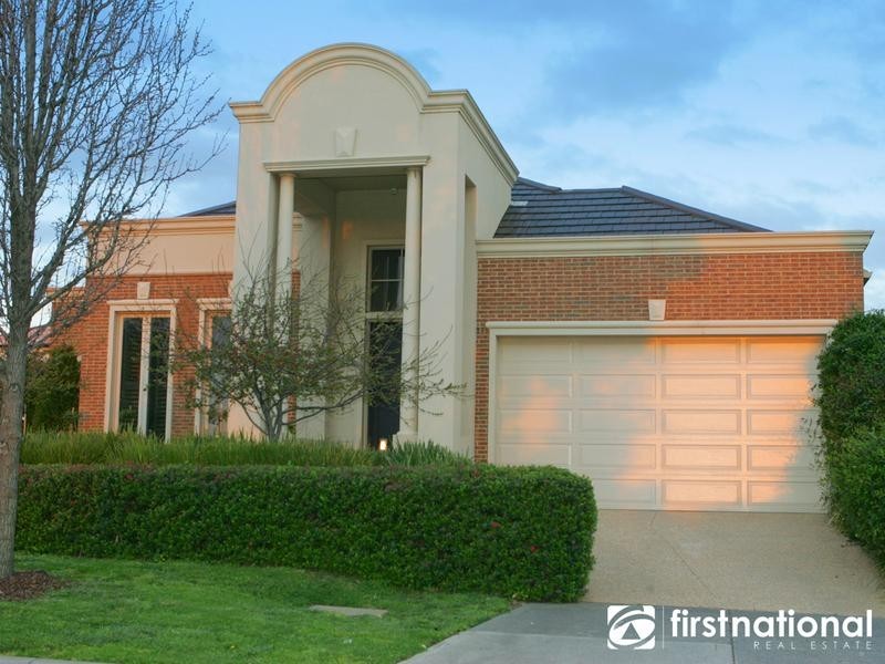 10 Rosemary Court, Berwick VIC 3806
