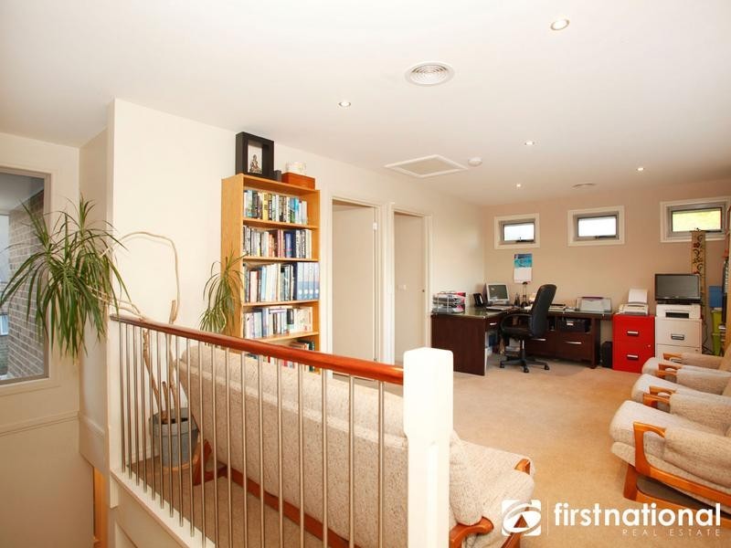 3/4a Buchanan Road, Berwick VIC 3806