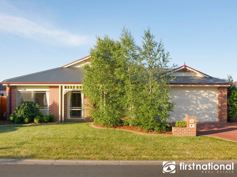 12 Tantallon Boulevard, Beaconsfield VIC 3807
