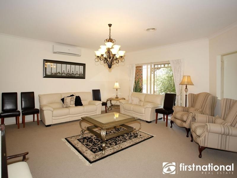 12 Tantallon Boulevard, Beaconsfield VIC 3807