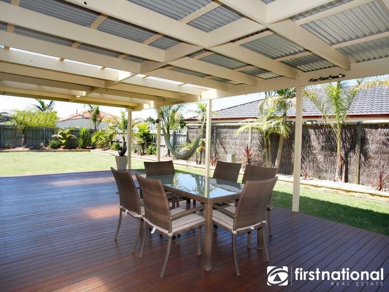 12 Tantallon Boulevard, Beaconsfield VIC 3807