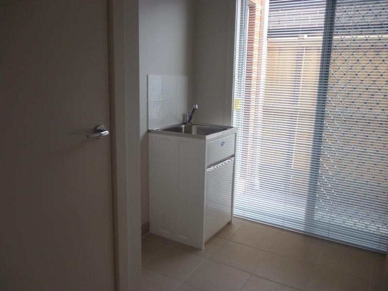 9 Heathfield Lane, Officer VIC 3809