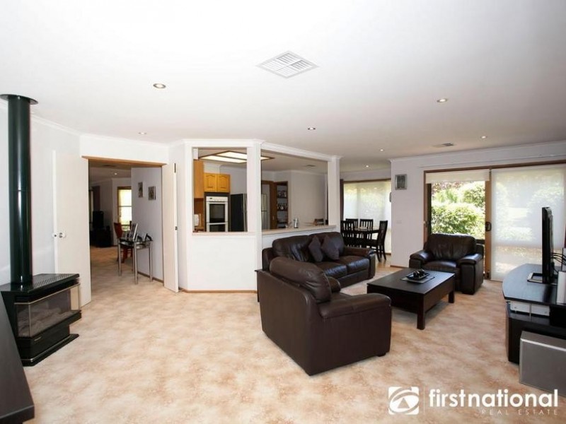 30 Howell Drive, Berwick VIC 3806