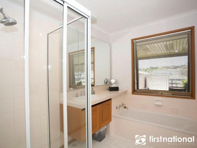 30 Howell Drive, Berwick VIC 3806