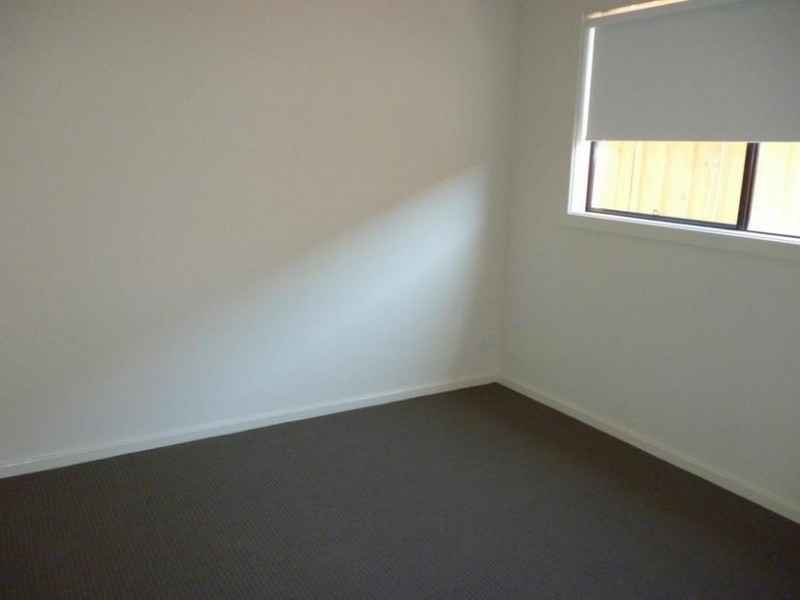 21 Celestine Drive, Officer VIC 3809