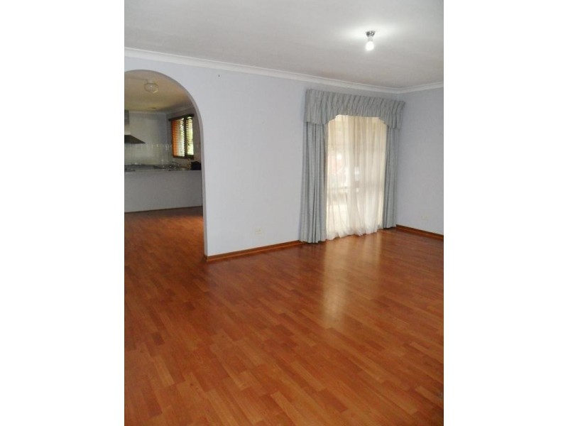 92 Nettle Drive, Hallam VIC 3803