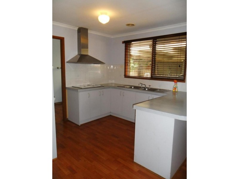 92 Nettle Drive, Hallam VIC 3803