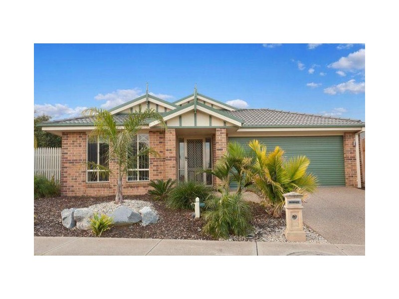 10 Sigvard Boulevard, Hallam VIC 3803