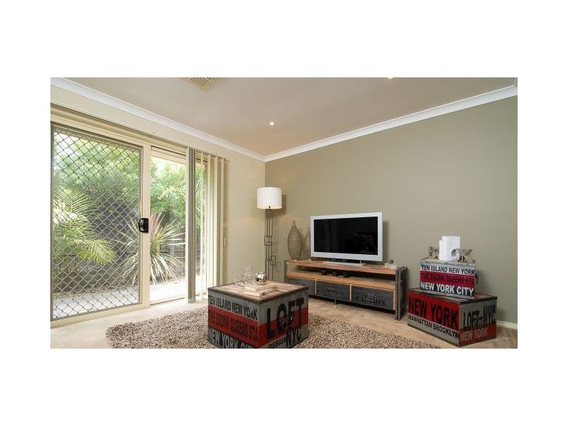 10 Sigvard Boulevard, Hallam VIC 3803