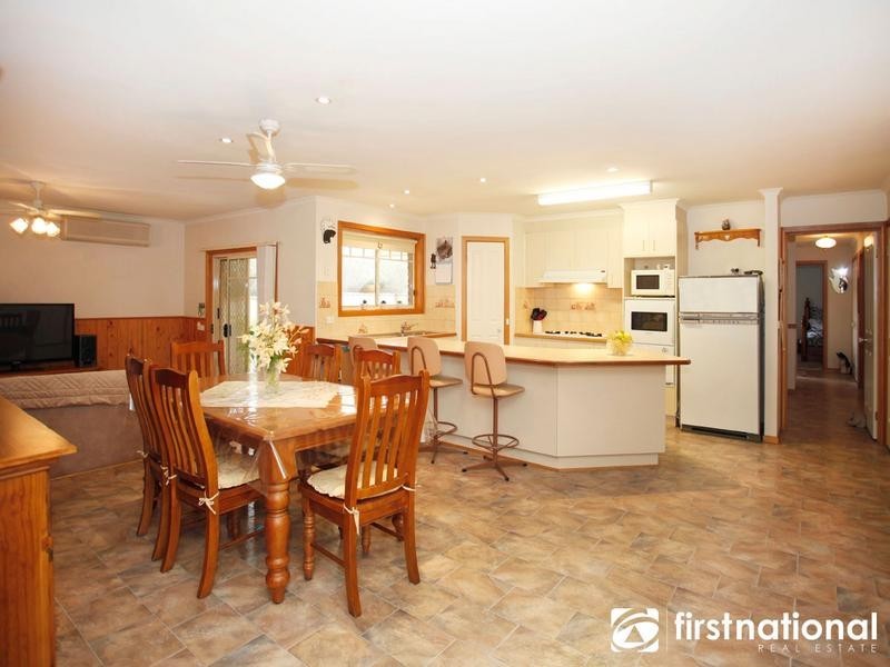 48 Yaldara Drive, Berwick VIC 3806