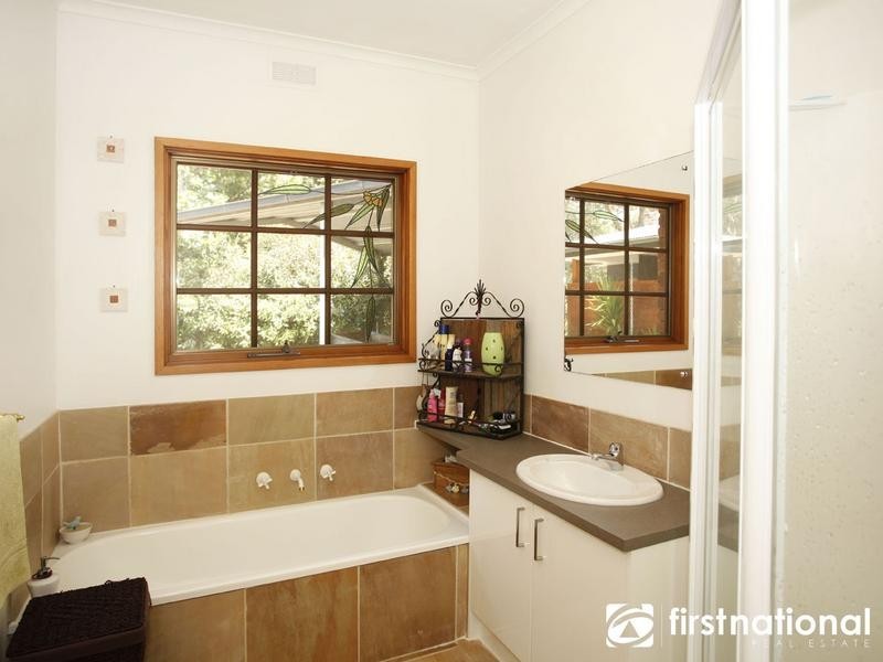 124 Stoney Creek Road, Beaconsfield Upper VIC 3808