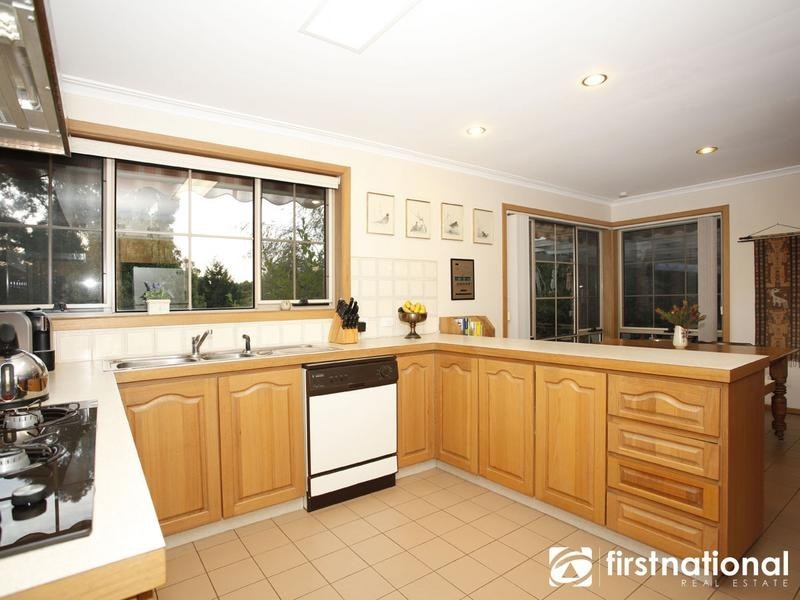 50-51 Malanie Close, Narre Warren North VIC 3804