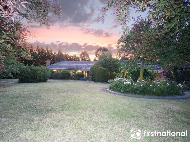 50-51 Malanie Close, Narre Warren North VIC 3804