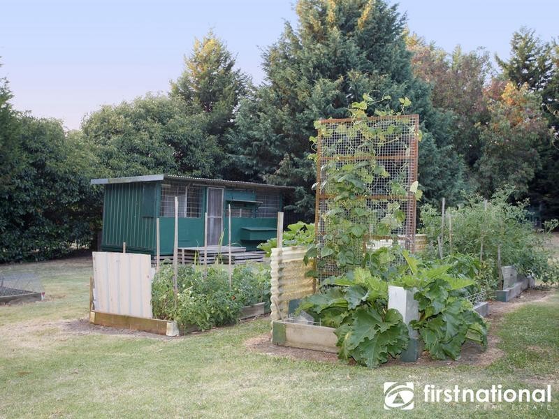 50-51 Malanie Close, Narre Warren North VIC 3804