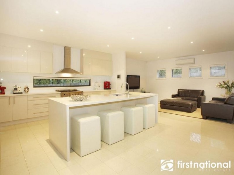 59 The Boulevard, Narre Warren South VIC 3805