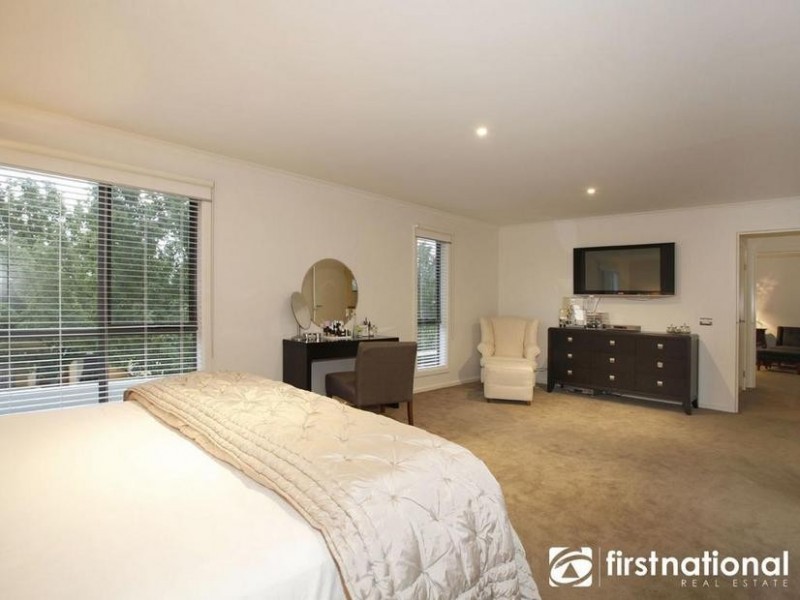 59 The Boulevard, Narre Warren South VIC 3805