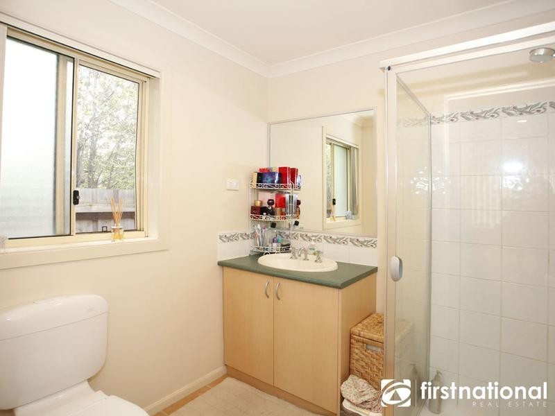 6 Fenton Place, Narre Warren South VIC 3805