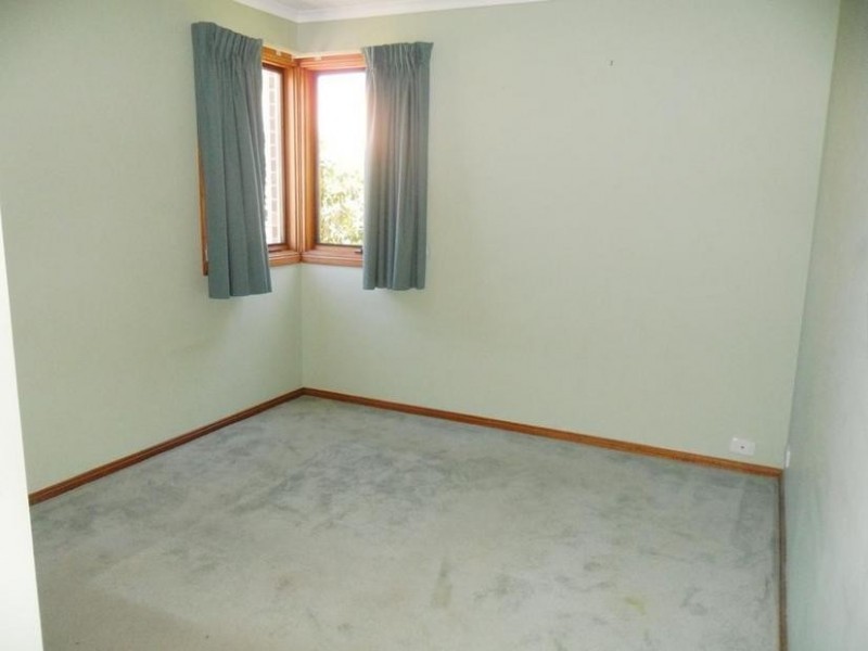 5 Celeste Court, Berwick VIC 3806