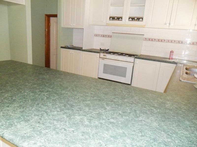 5 Celeste Court, Berwick VIC 3806