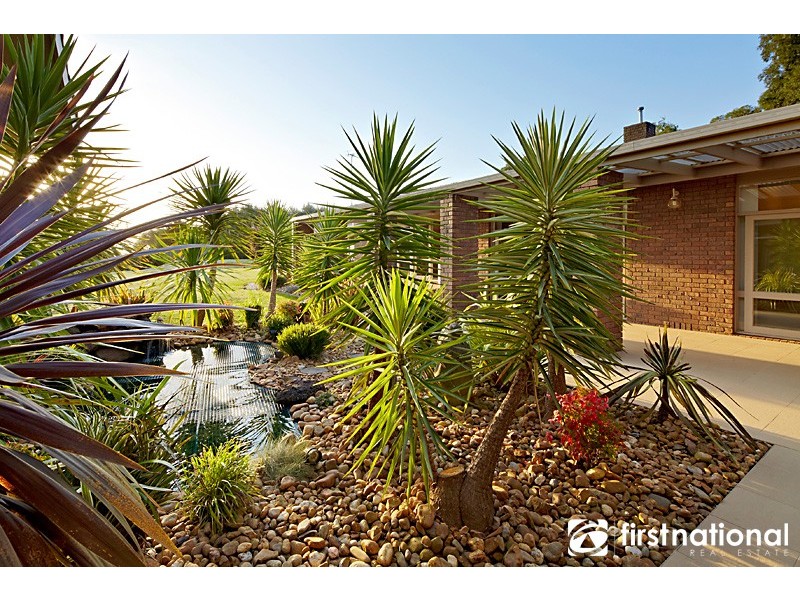 12 Casey Drive, Berwick VIC 3806