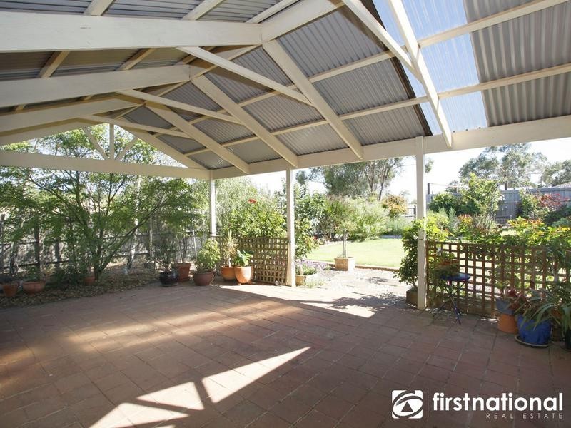 32 Homestead Road, Berwick VIC 3806