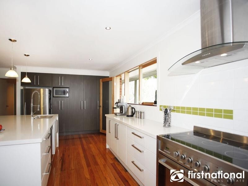 34 Vernon Road, Beaconsfield VIC 3807