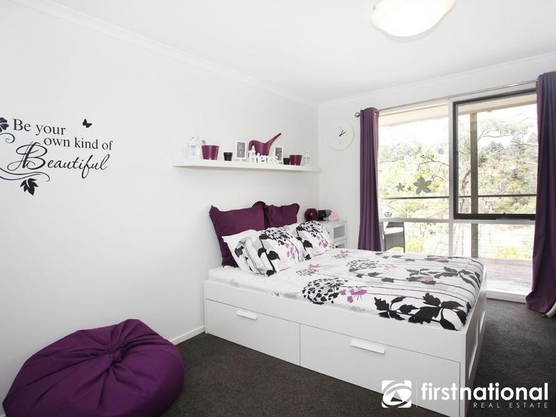 34 Vernon Road, Beaconsfield VIC 3807