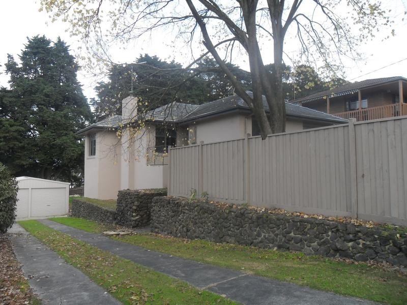 9 Anne Street, Berwick VIC 3806