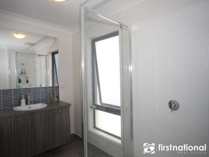 10 Lindeman Street, Berwick VIC 3806