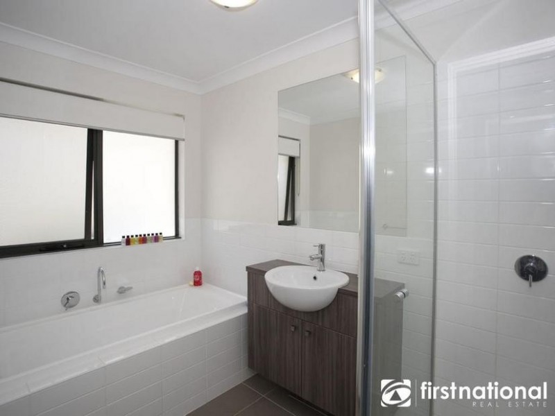 10 Lindeman Street, Berwick VIC 3806