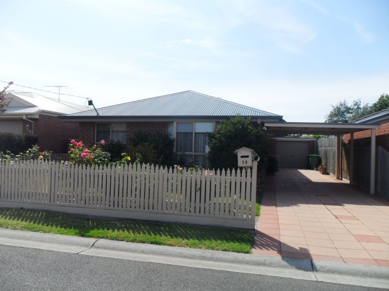 12 Railway Avenue, Beaconsfield VIC 3807