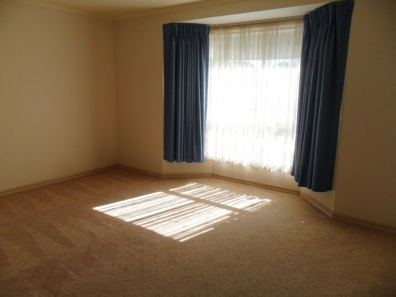 12 Railway Avenue, Beaconsfield VIC 3807