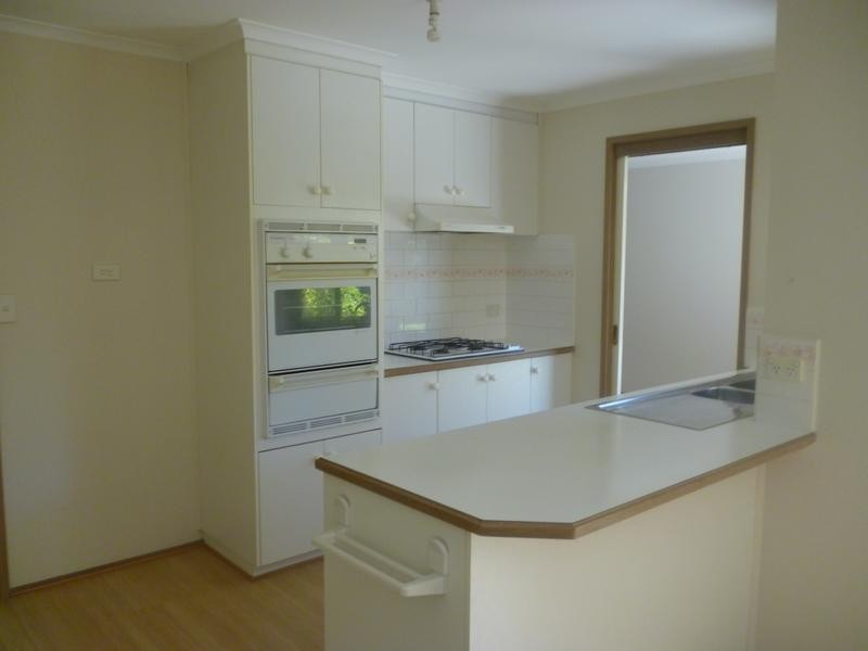 35 Ashfield Drive, Berwick VIC 3806