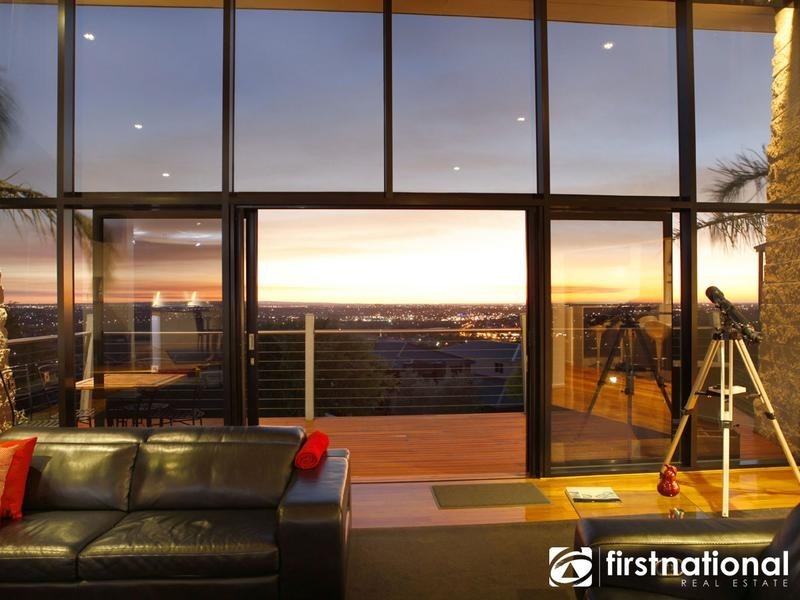 2 Natren Court, Berwick VIC 3806