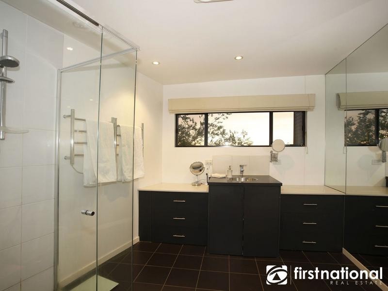 2 Natren Court, Berwick VIC 3806